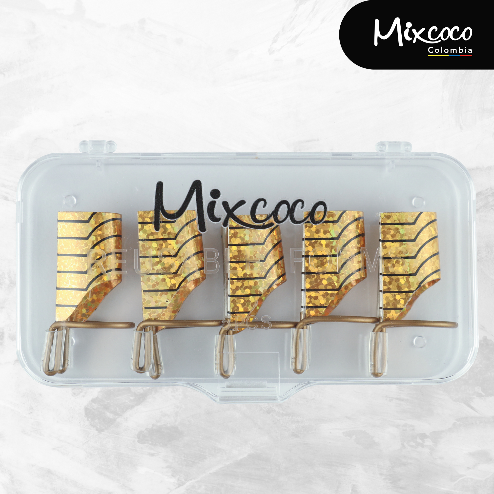 MOLDE-DE-ALUMNIO-DORADO